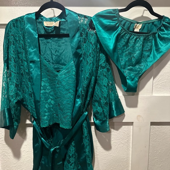 Vintage Victoria secret set - Picture 5 of 7